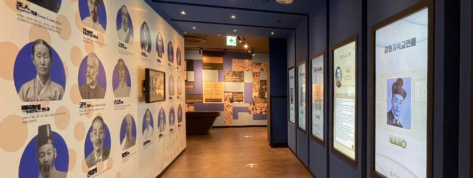 제1전시관 어둠을 밝히는 등불들 사진1