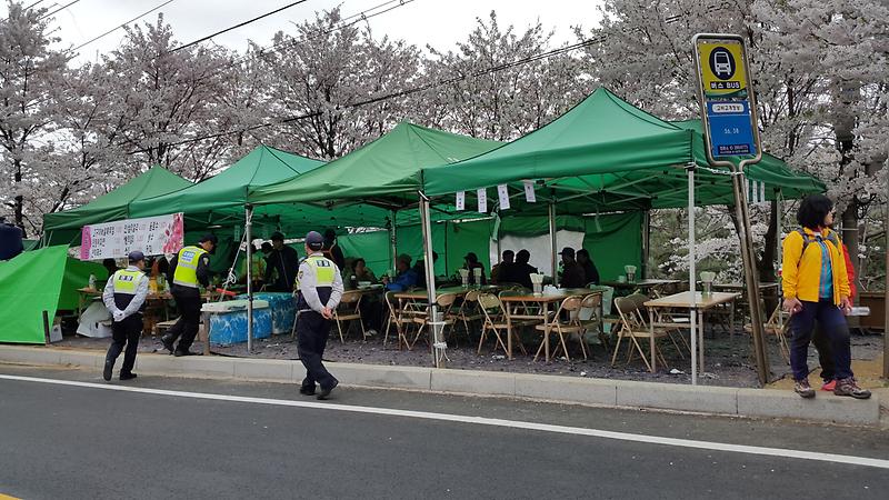 먹거리부스_운영_(3)