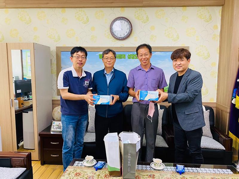 하점면_명신초_마스크_전달_사진