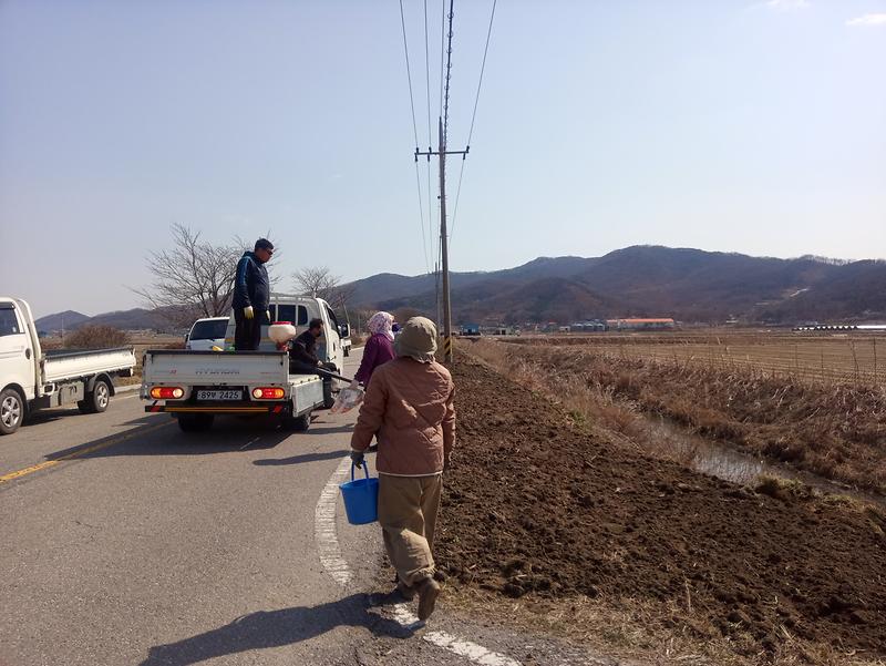 파종및비료살포