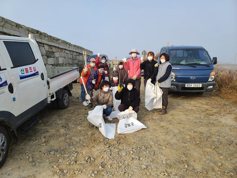 하점면 한국여성농업인회, 망월돈대 환경 정비 사진