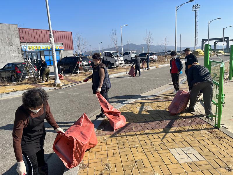 20221123삼산면_매음어촌계,_환경정화활동_실시(3)