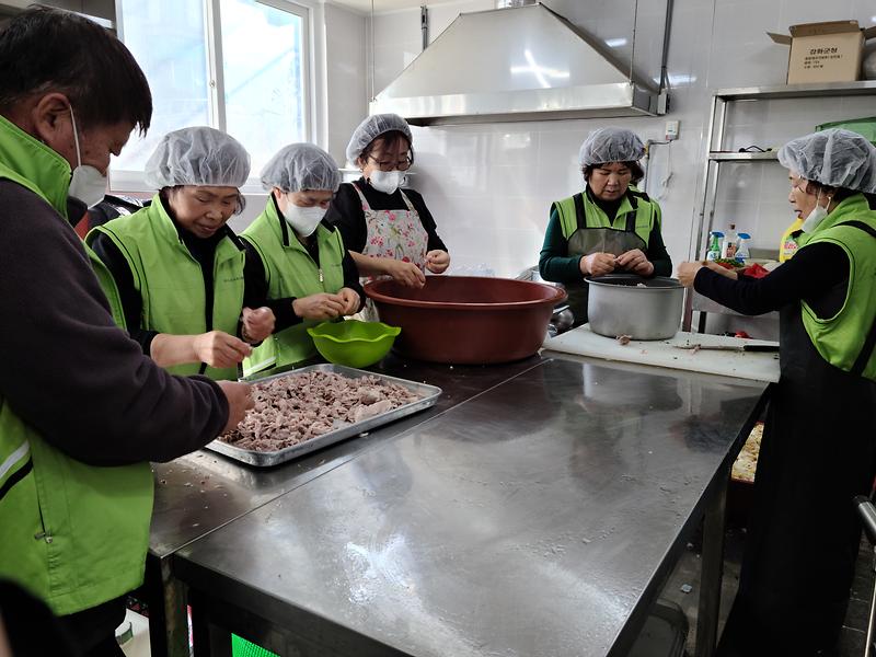 협의체_밑반찬_나눔_사진_3