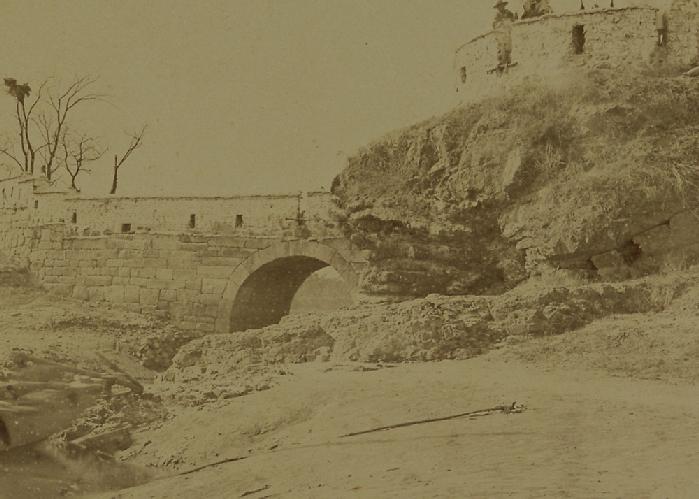 진해문 성벽 사진