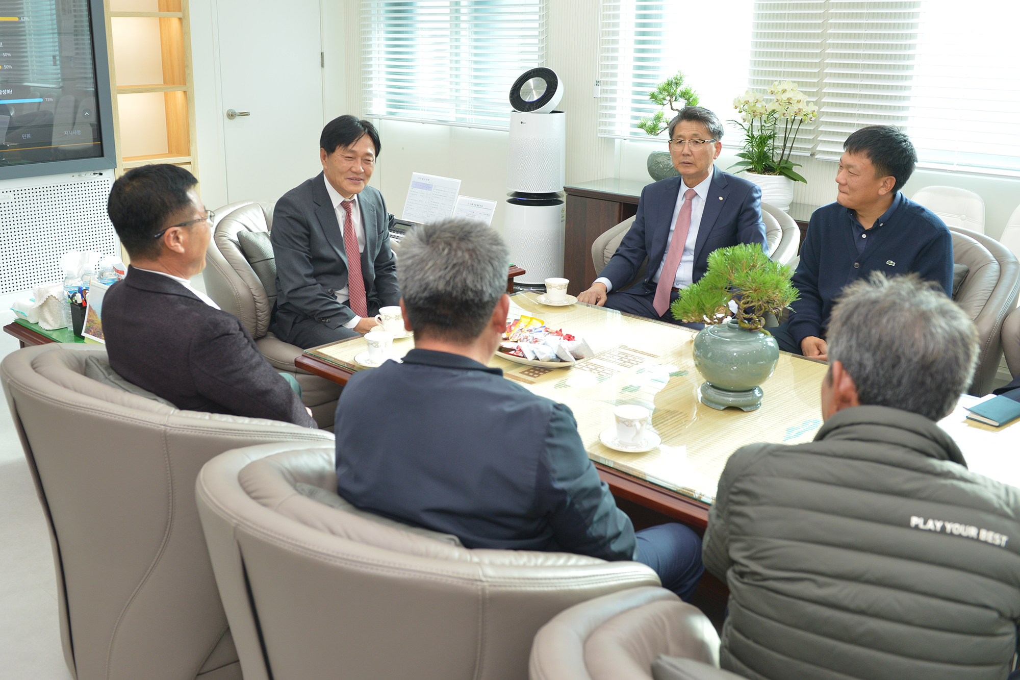  7._수산업경영인회_간담회_(3).jpg 이미지