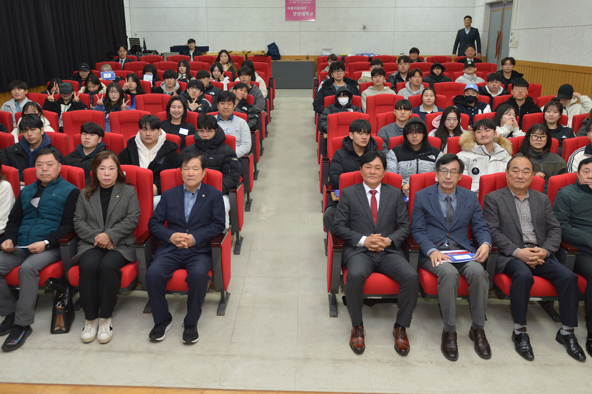  대학생_통일을_말하다_토론회_(8).jpg 이미지