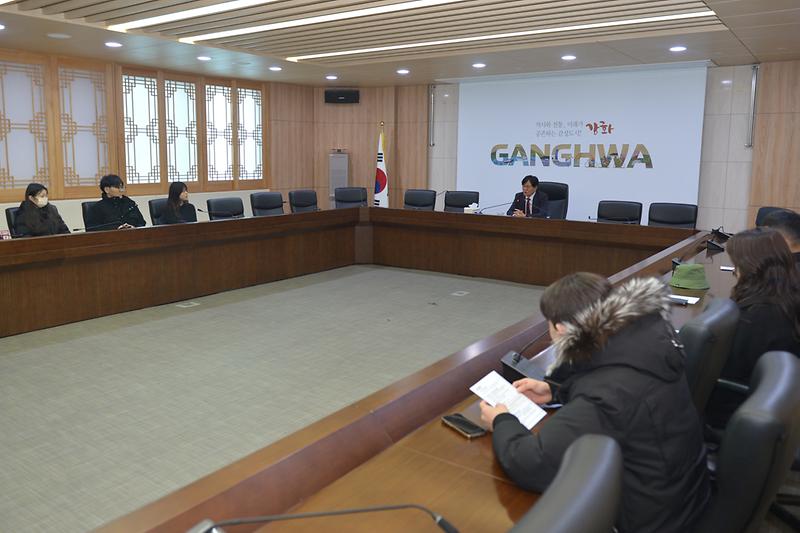 백야장학금 전수식 사진