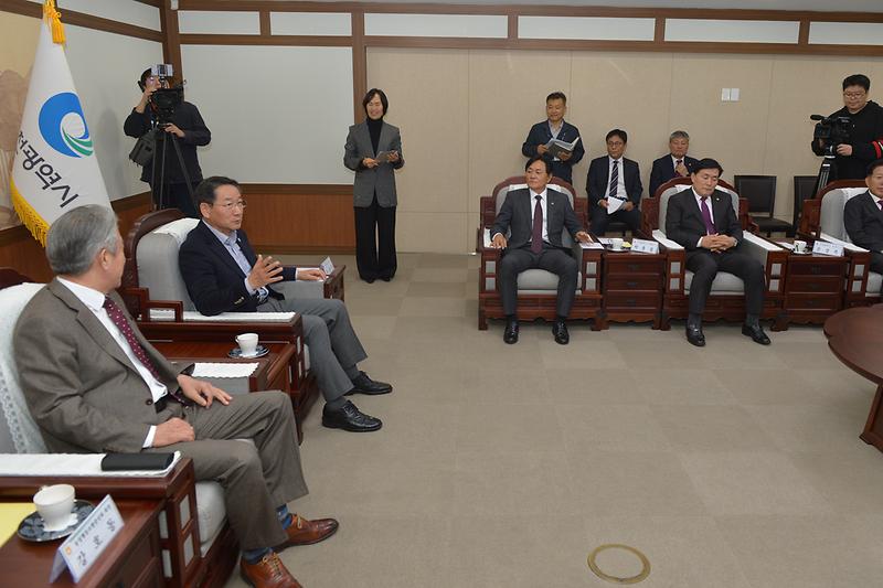 농업_농촌_발전을_위한_업무협약_(5).jpg 이미지