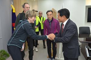 주한미군대사관 강화군청 방문 사진