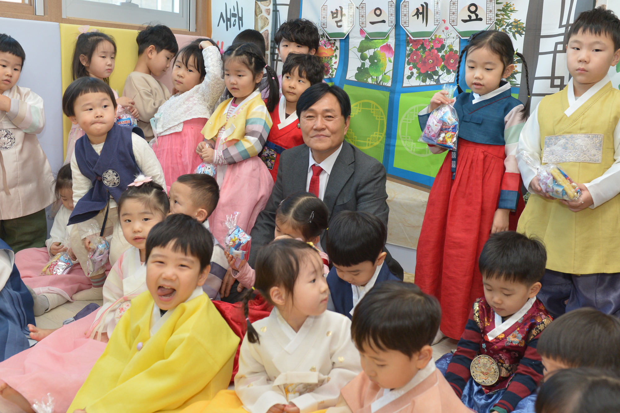  강화군청_어린이집_방문_(8).jpg 이미지