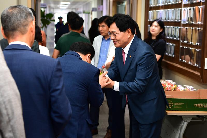 6월중_직원조회_(2).jpg 이미지