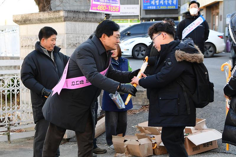 어린이_교통안전_캠페인_(6).jpg 이미지