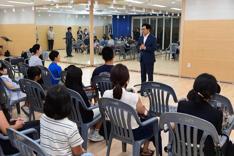 어린이합창단_격려_(3).jpg 이미지