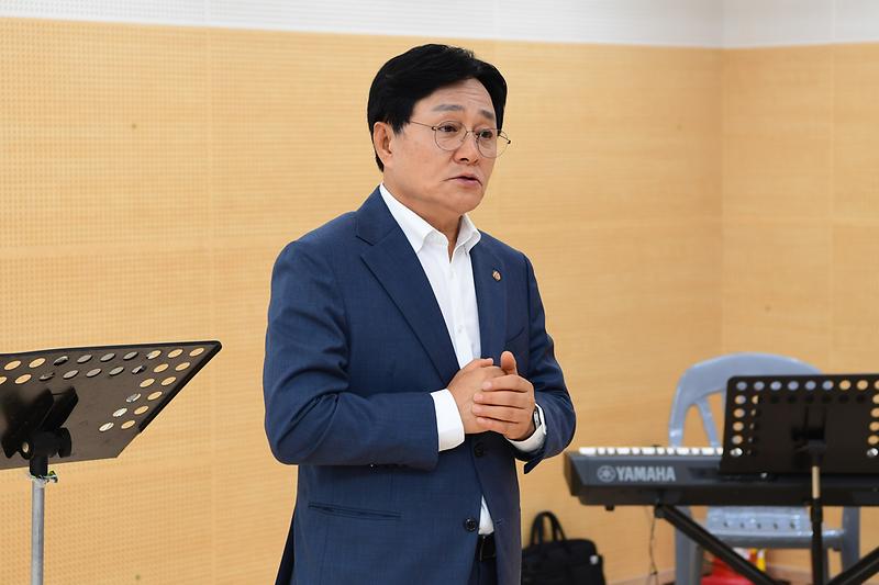 어린이합창단_격려_(5).jpg 이미지