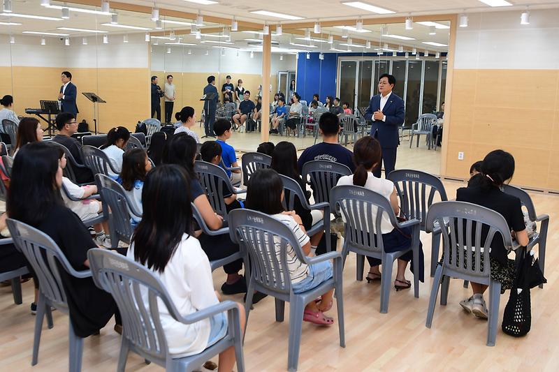 어린이합창단_격려_(7).jpg 이미지