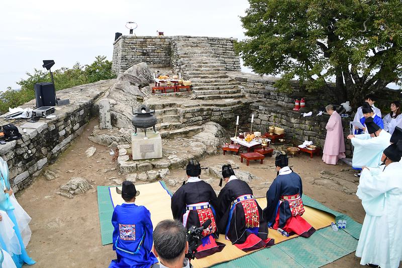 개천대제_및_성화채화_(21).jpg 이미지