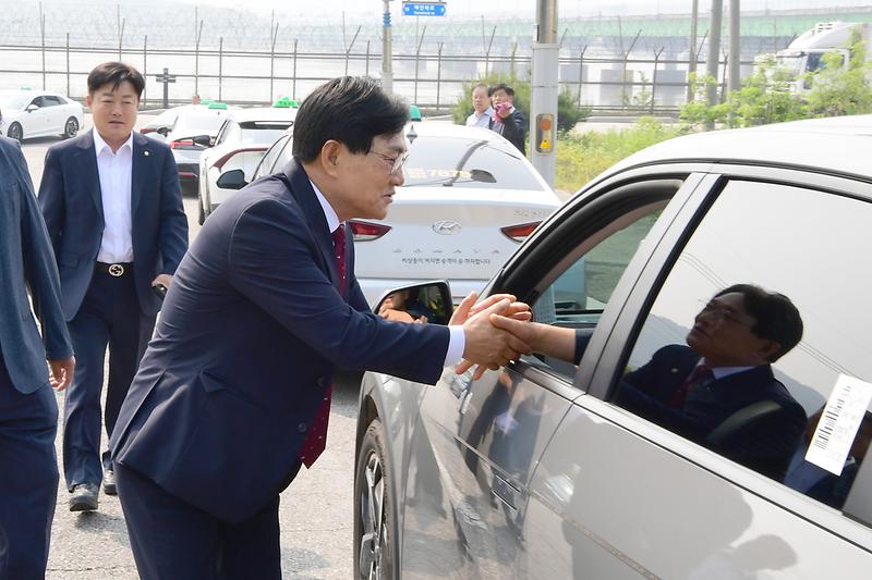 개인택시_차량점검_(2).jpg 이미지