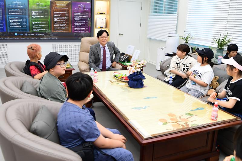 강화초등학생_강화군청_견학_(3).jpg 이미지