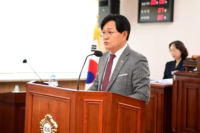 강화군의회_1차정례회_제2차_본회의_군정질문_(5).jpg 이미지