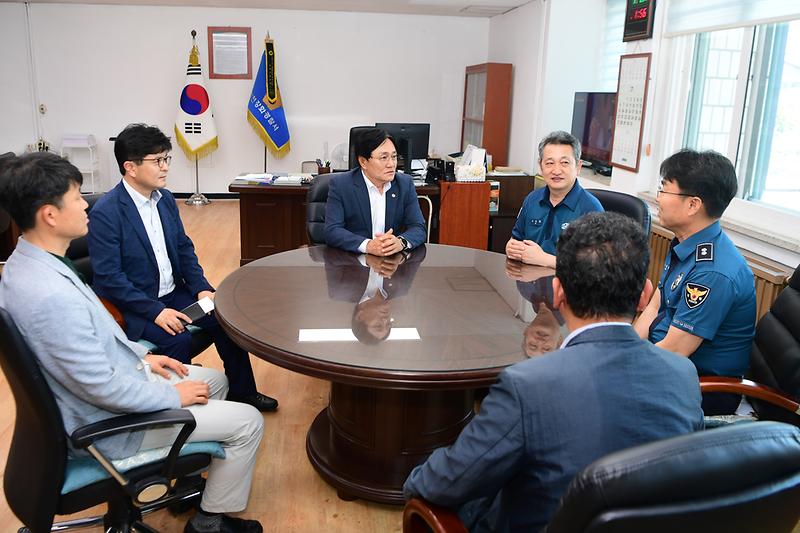 강화경찰서_격려_(3).jpg 이미지