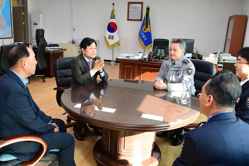 경찰의_날_기념_경찰서_방문_(5).jpg 이미지