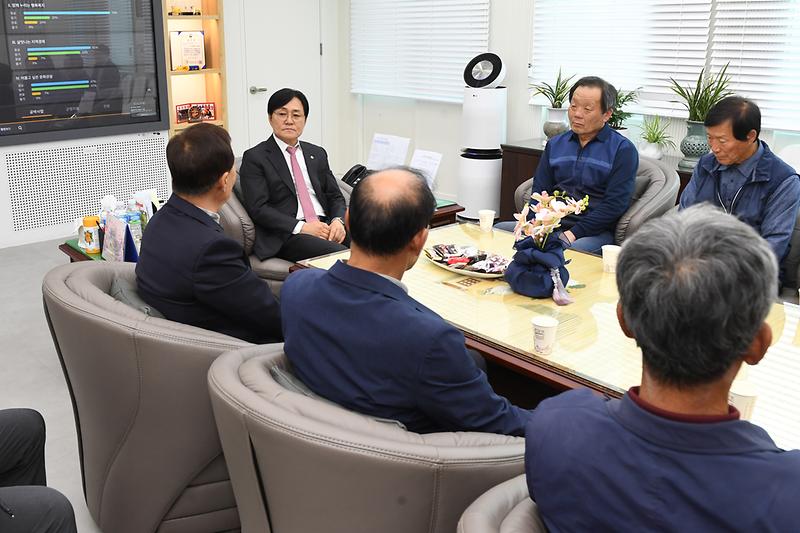 휴양마을_대표_사무장_간담회_(4).jpg 이미지