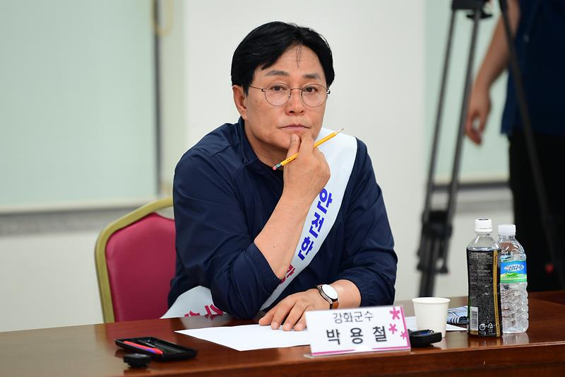 인천시장_강화군_수산시장_방문_(16).jpg 이미지