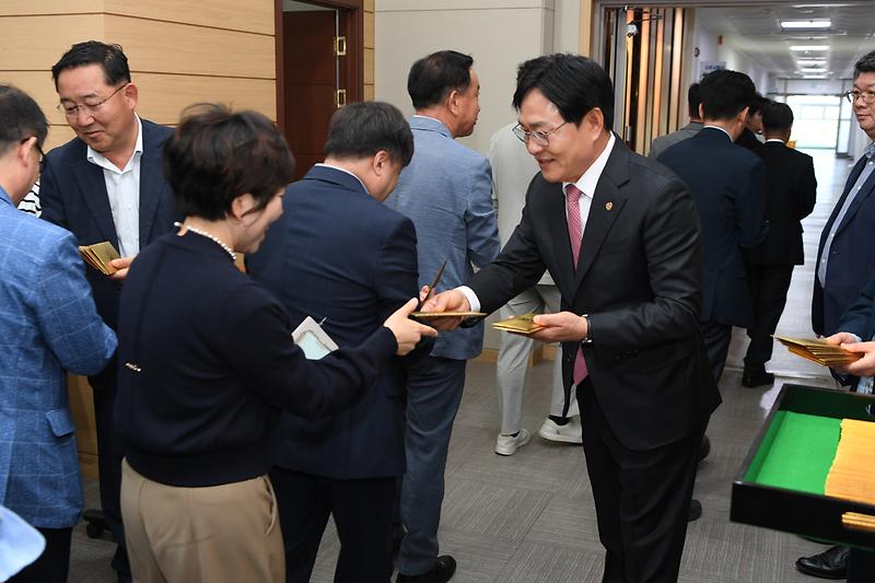 직원조회_(12).jpg 이미지