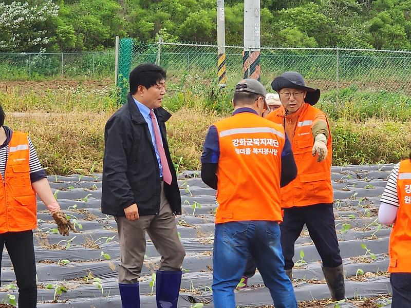 농촌일손_돕기_봉사활동_(23).jpg 이미지