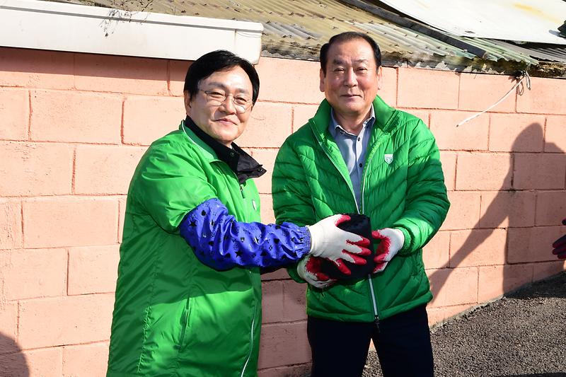 새마을__연탄나눔_봉사_(9).jpg 이미지