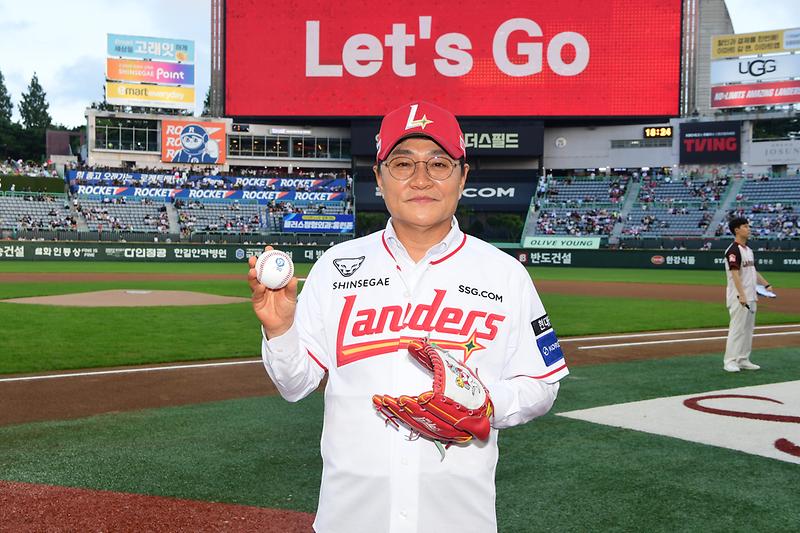 ssg_업무협약식_및_시구_(15).jpg 이미지