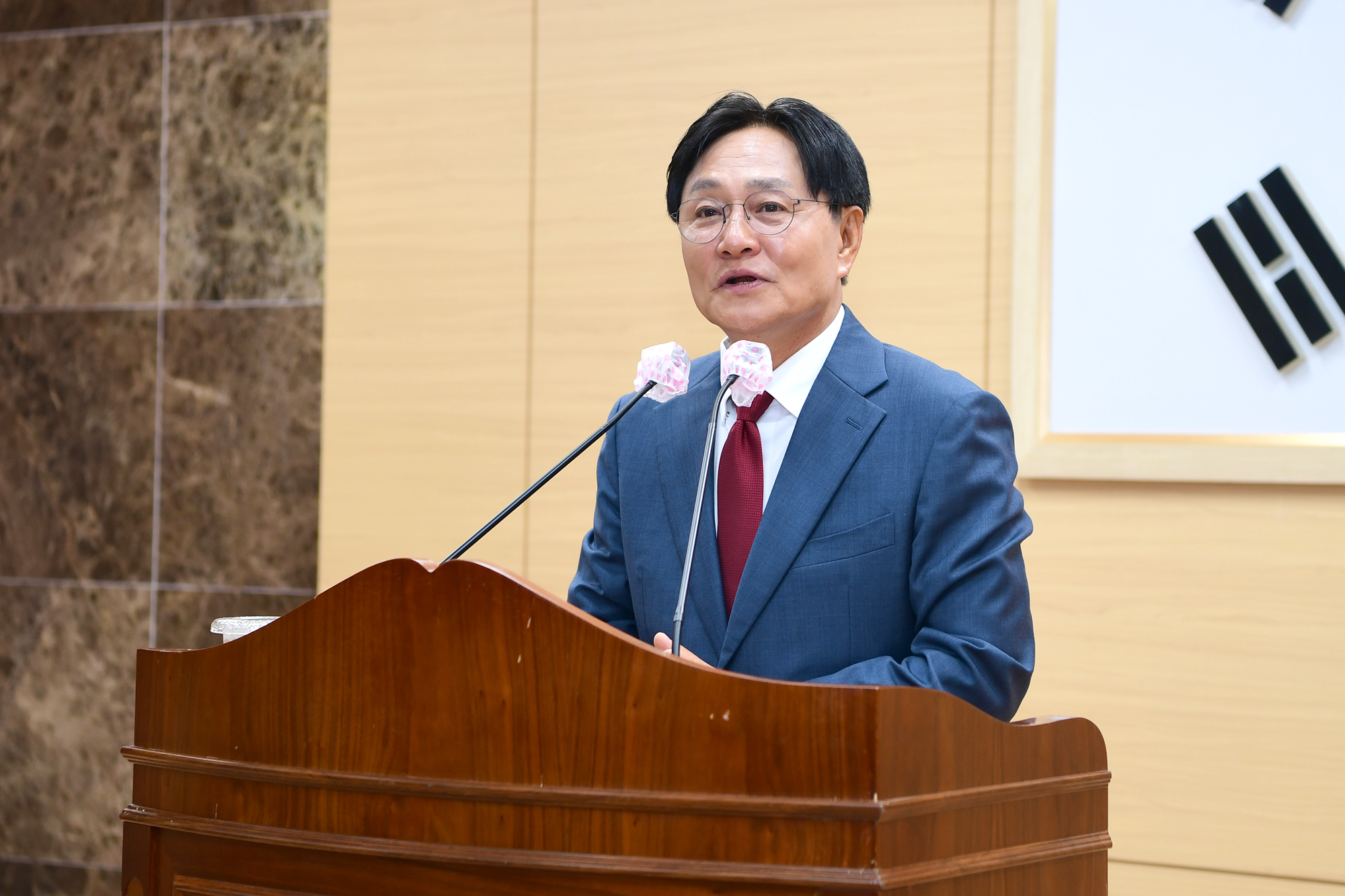  6월_중_직원조회_(2).jpg 이미지