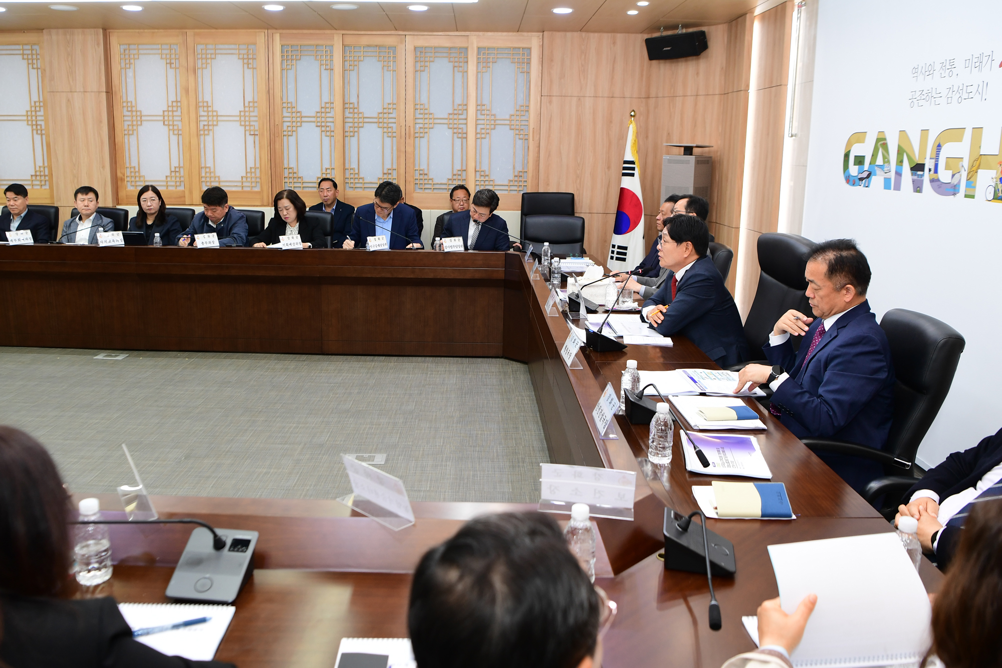  지방소멸대응기금_투자계획_및_농촌공간_재구조화_및_재생기본수립_중간보고회_(6).jpg 이미지