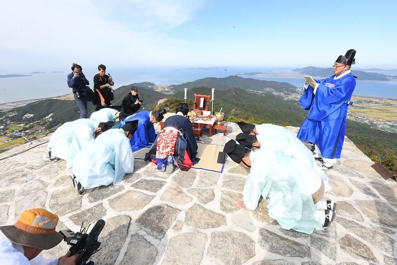 개천대제_및_전국체전_성화채화_(30).jpg 이미지
