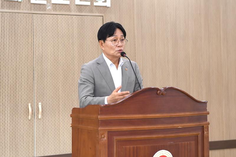 경로당_여가문화보급사업_임원진_리더십_교육_(3).jpg 이미지