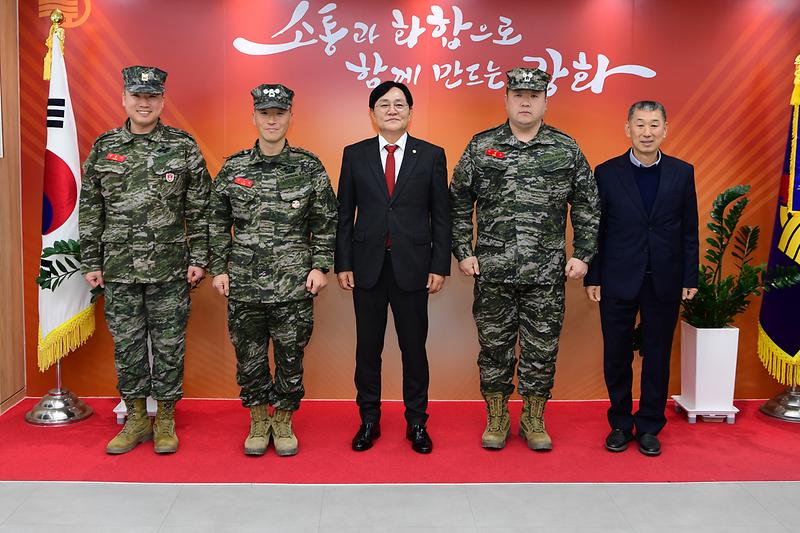 해병대_5여단장_강화군청_방문_(2).jpg 이미지