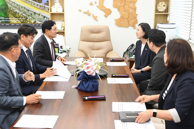인천시_정무부시장_강화군청_방문_(1).jpg 이미지