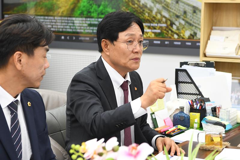 인천시_정무부시장_강화군청_방문_(3).jpg 이미지