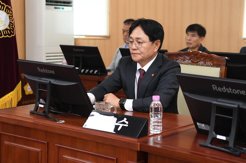제314회_강화군의회_임시회_본회의_(4).jpg 이미지