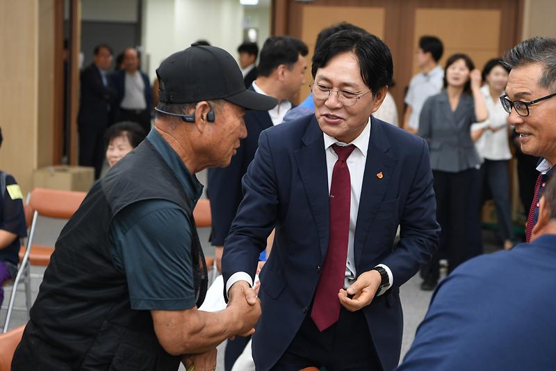 농촌왕진버스_(1).jpg 이미지