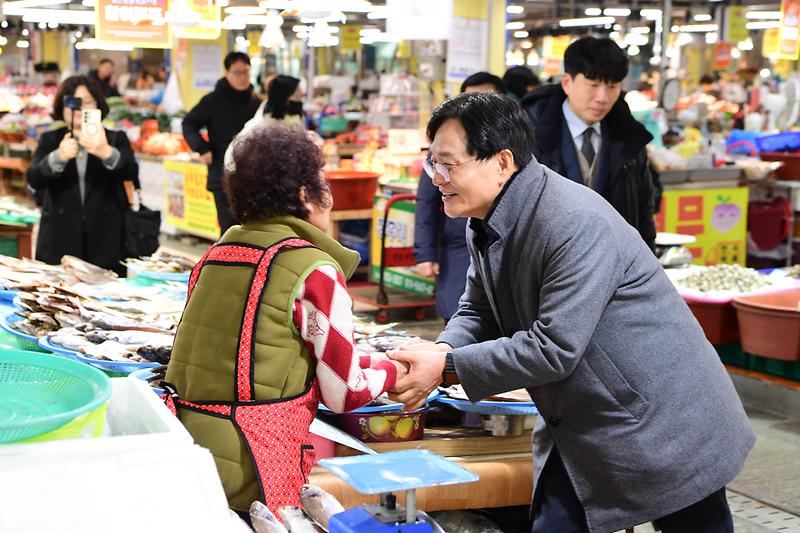 풍물시장_설명절_인사_(14).jpg 이미지