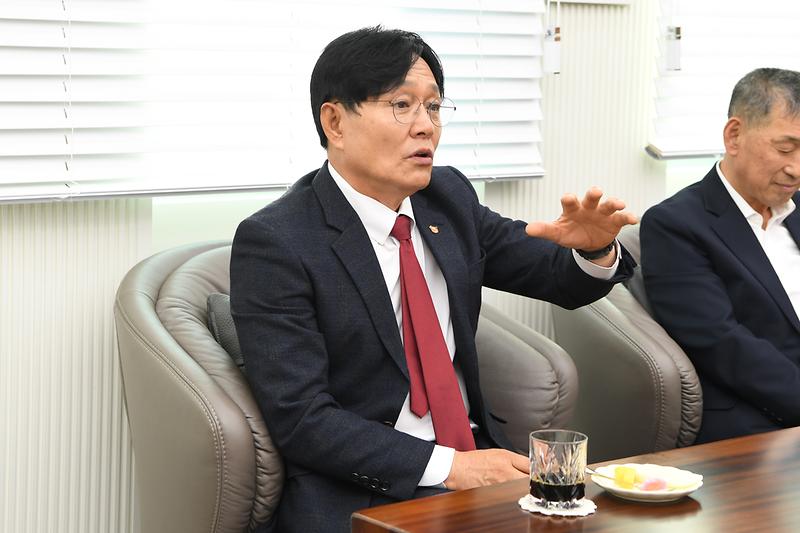 수도군단장_강화군청_방문_(14).jpg 이미지