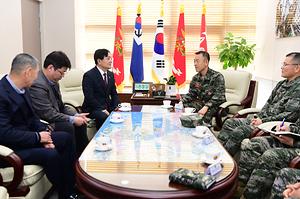 설명절 맞이 군부대 및 소방서 위문 사진