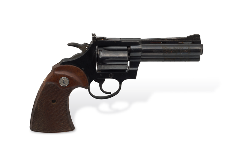 109_콜트_38_다이아몬드백_6연발_권총.png 이미지