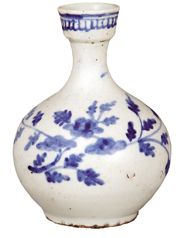 청화백자화문병.png 이미지