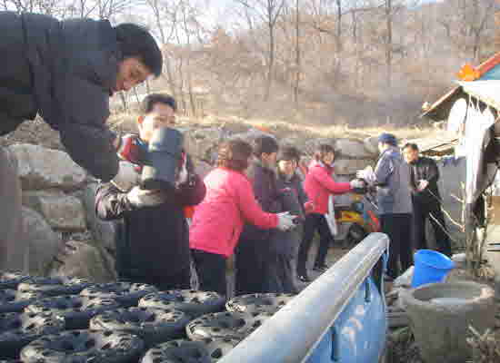 1229_Kang-hoa-ub-joo-min-ja-chi-ui_Bong-sa