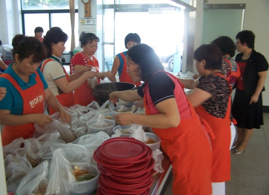 Han-yeo-nong_So-nyeon-so-nyeo-ka-jang-dob-ki_Mik-ban-chan_Man-dul-ki