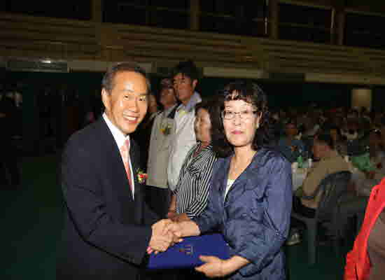 0508Ea-bea-i-nal_Hyo-haeng-sang_Soo-sang-ja-oa