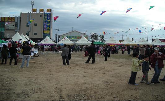 1102_길상면_농산물큰잔치장면