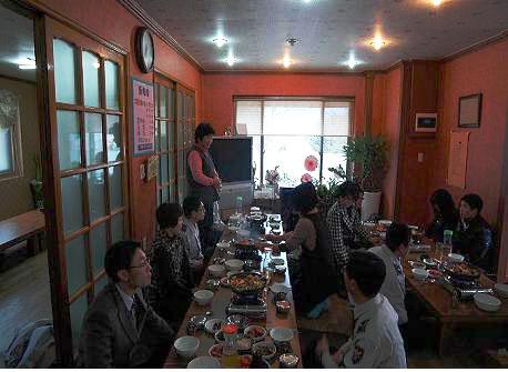 1210_전의경어머니_간담회장면